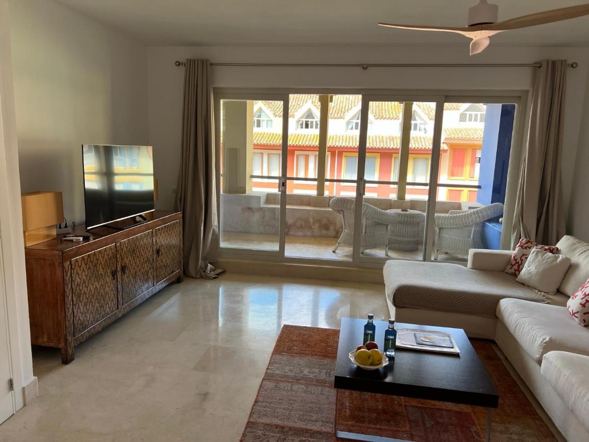 Apartamento Puerto Sotogrande Marina Екстер'єр фото