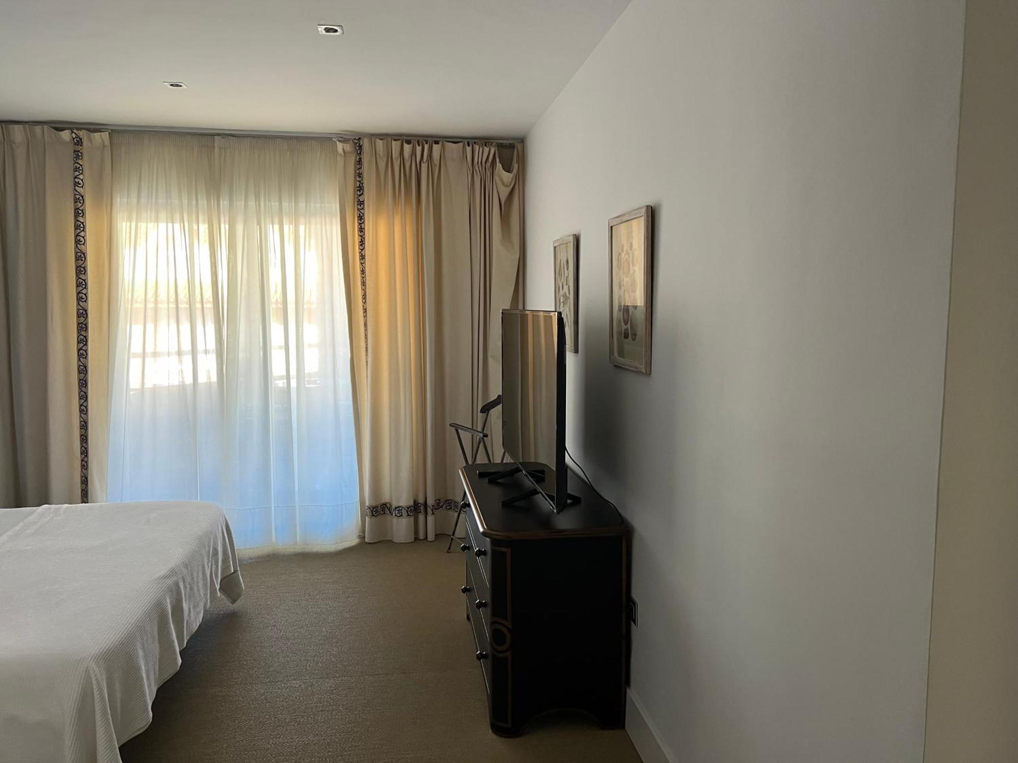 Apartamento Puerto Sotogrande Marina Екстер'єр фото